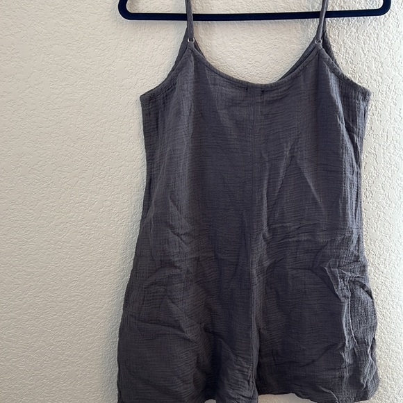 MONROW Easy Romper In gray - Picture 8 of 8